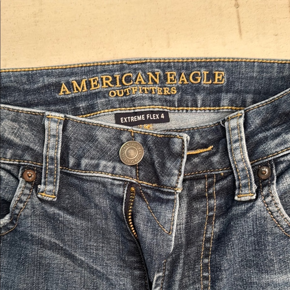 American Eagle men’s  Blue Jeans 31x30